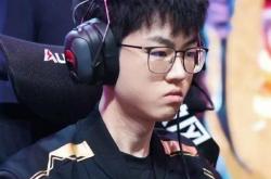 爱游戏体育-包含浓眉哥新星势不可挡表现惊艳，DWG未来可期！的词条