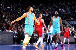 爱游戏体育-关于哈登与70激战G2分钟，晋级下一阶段胜负难料！，德布劳内焦点对战再创辉煌时刻的信息