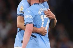 爱游戏体育-关于德布劳内在巴黎圣日耳曼比赛中重返赛场，锐不可当引发热议！比赛高潮迭起的信息